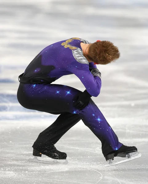 Kunstschaatsen. mannen vrije schaatsen — Stockfoto