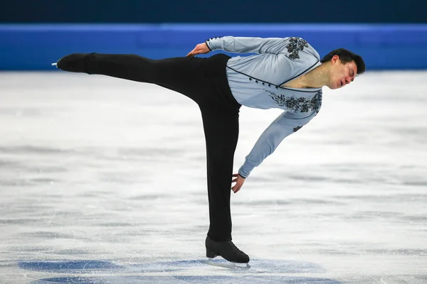 Kunstschaatsen. mannen vrije schaatsen — Stockfoto