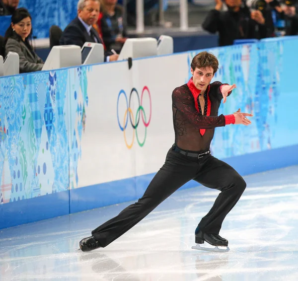 Patinaje artístico. Hombres patinaje libre — Foto de Stock