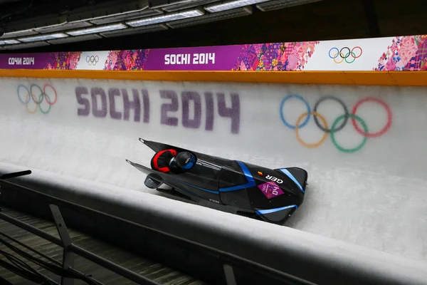 İki Kişilik yarış kızağı ısı