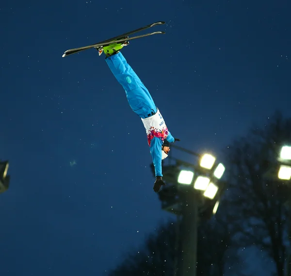 Freestyle Skiing. Men's Aerials Qualification — Stock Photo, Image