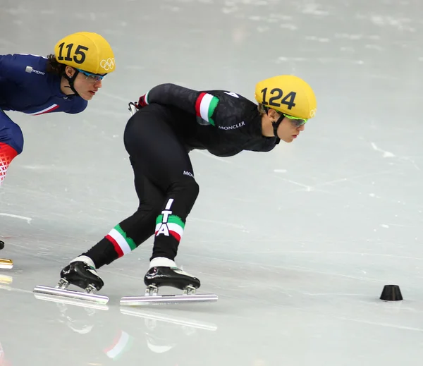 여자의 1000 m 쇼트 트랙이 열이 열 — 스톡 사진