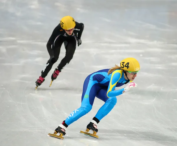 Panie 1000 m grzeje krótki utwór nagrzewa — Zdjęcie stockowe