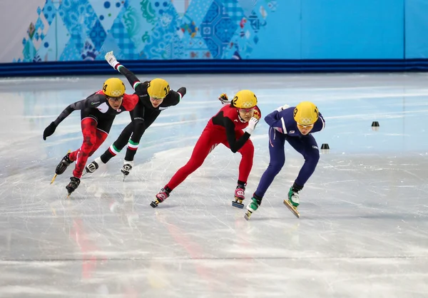 女子 1000 米预赛短道速滑预赛 — 图库照片