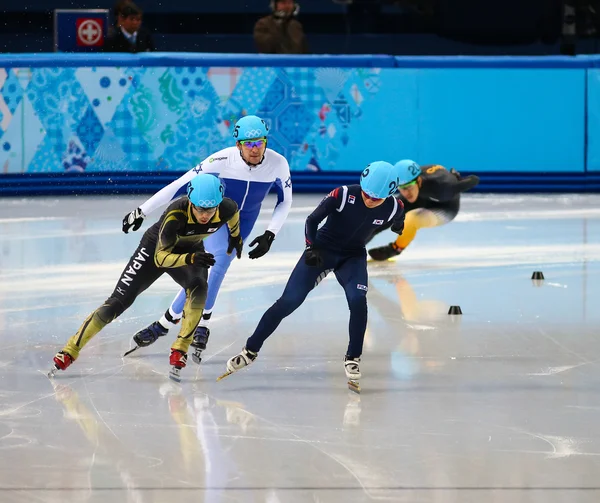 500 m Short Track Heats Masculinos — Fotografia de Stock