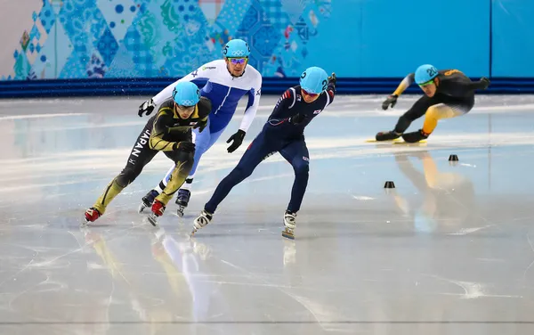 Hombres 500 m Pista Corta Calentamientos — Foto de Stock