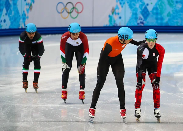 男子 500 m ショート トラック加熱 — ストック写真