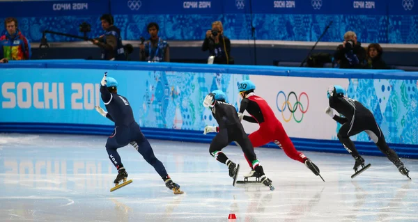 Hombres 500 m Pista Corta Calentamientos —  Fotos de Stock