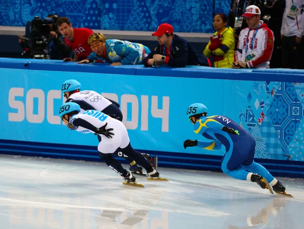 500 m Short Track Heats Masculinos — Fotografia de Stock