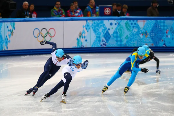 500 m Short Track Heats Masculinos — Fotografia de Stock