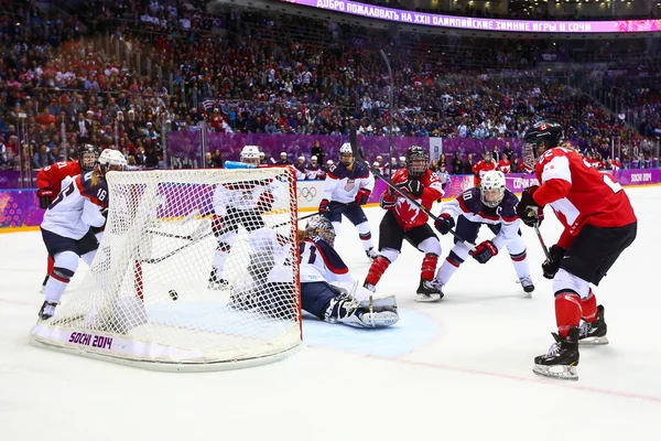 Hóquei no gelo. Jogo de Medalha de Ouro Feminina — Fotografia de Stock