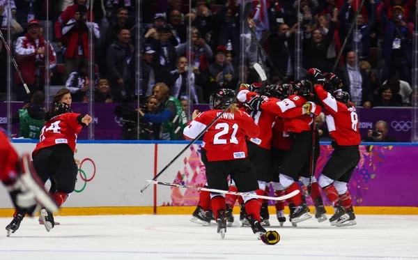 Ice hockey. Women's Gold Medal Game