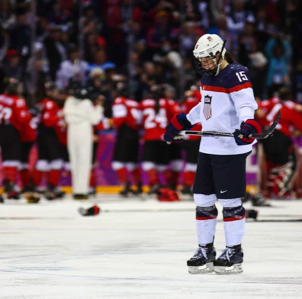 Hockey sur glace. Jeu de Médaille d'Or Femme — Photo