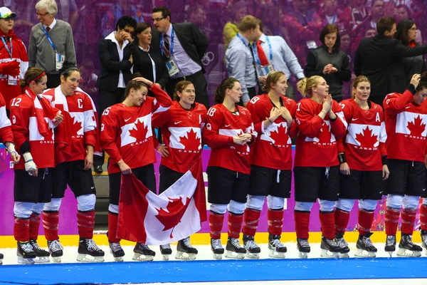 Hockey sur glace. Jeu de Médaille d'Or Femme — Photo
