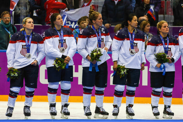 Хоккей. Женская золотая медаль
