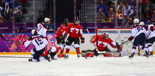 Hockey sobre hielo. Medalla de Oro Femenino Juego — Foto de Stock