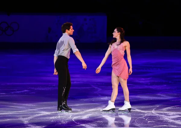 Gala de exhibición de patinaje artístico — Foto de Stock