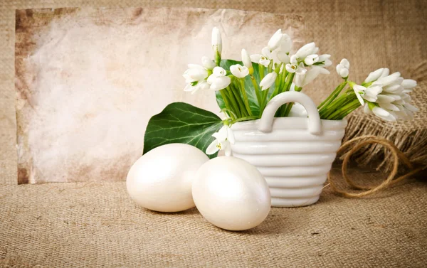 Huevos de Pascua y nevadas —  Fotos de Stock