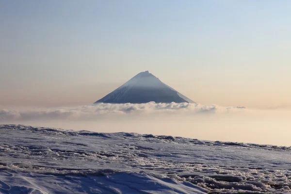 Ключевский вулкан . — стоковое фото