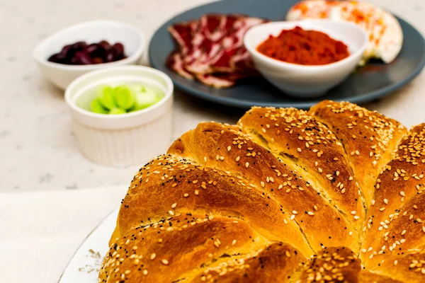 Freshly Baked Homemade Bread Sprinkled Sesame Seeds — Stock Photo, Image