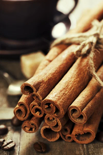 Cinnamon and coffee — Stock Photo, Image