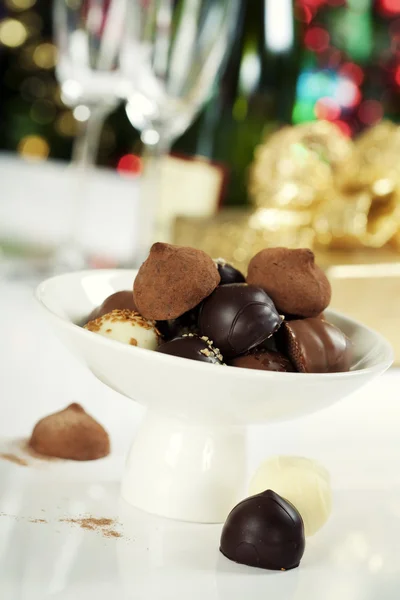 Chokladpraliner och tryfflar — Stockfoto