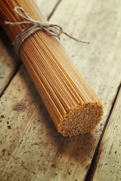 Esparguete de trigo integral — Fotografia de Stock