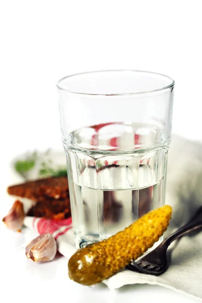 Russian vodka with traditional black bread and pickles — Stock Photo, Image