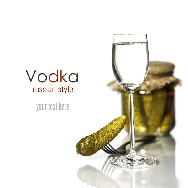 Vodka russa con sottaceti — Foto Stock