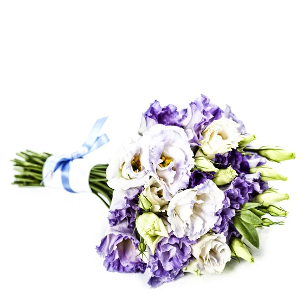 Bonito buquê de flores eustoma — Fotografia de Stock