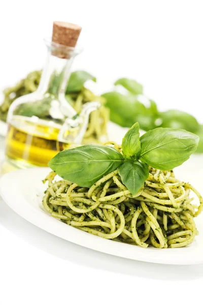 Delicious italian pasta with pesto sauce — Stock Photo, Image