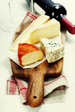şarap ve peynir
