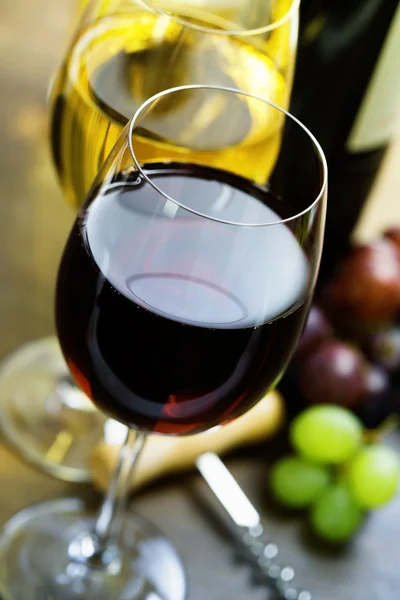 Wine and grape — Stock Photo, Image