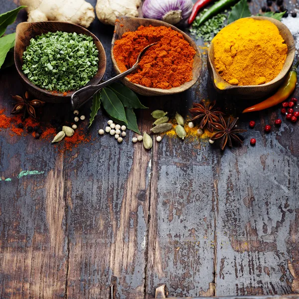 Spices and herbs — Stock Photo, Image