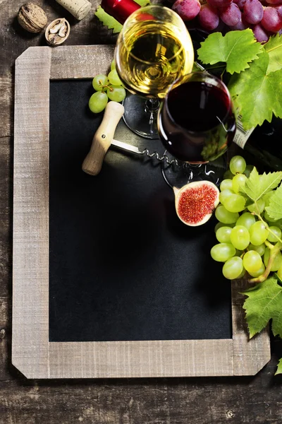 葡萄酒和葡萄的背景 — 图库照片
