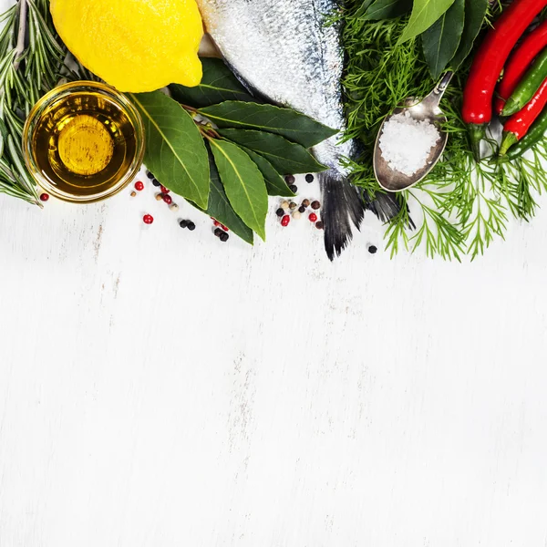 Cozinhando peixe — Fotografia de Stock