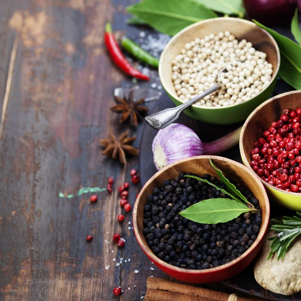 Spices and herbs — Stock Photo, Image