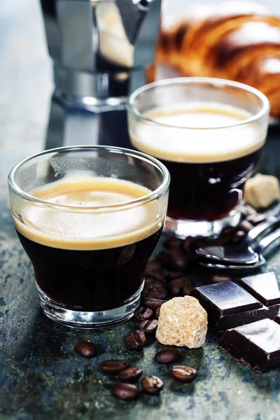 Coffee with croissants — Stock Photo, Image