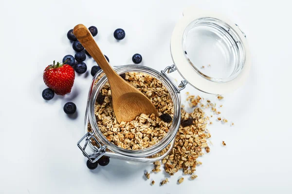 Healthy breakfast - muesli and berries — Stock Photo, Image