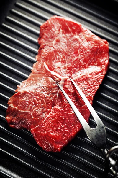 Bife cru — Fotografia de Stock