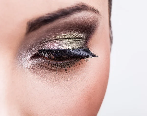 美しい化粧と女性の目 — ストック写真