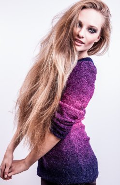 genç seksi model kız poz Studio
