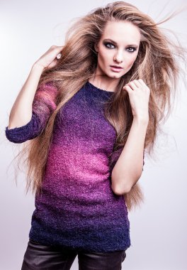 genç seksi model kız poz Studio