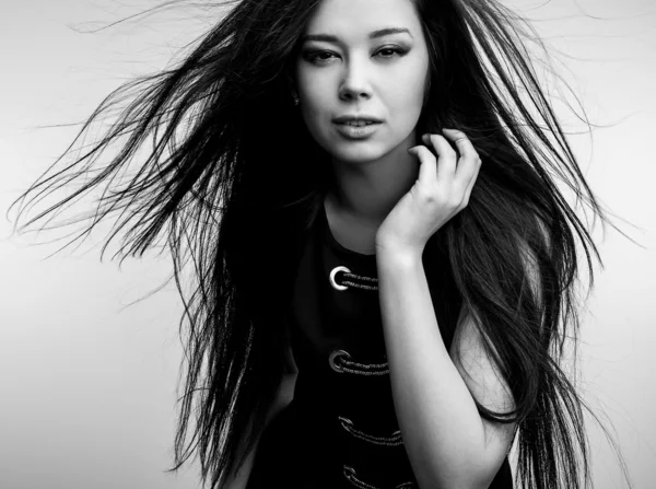 Young Beautiful Eastern Girl In Elegant Black Dress — Stock Photo, Image