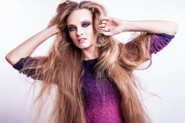 genç seksi model kız poz Studio