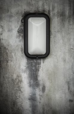 grunge taş duvar açık lambası.