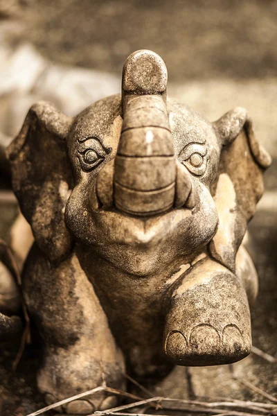 Sculptures d'éléphants — Photo