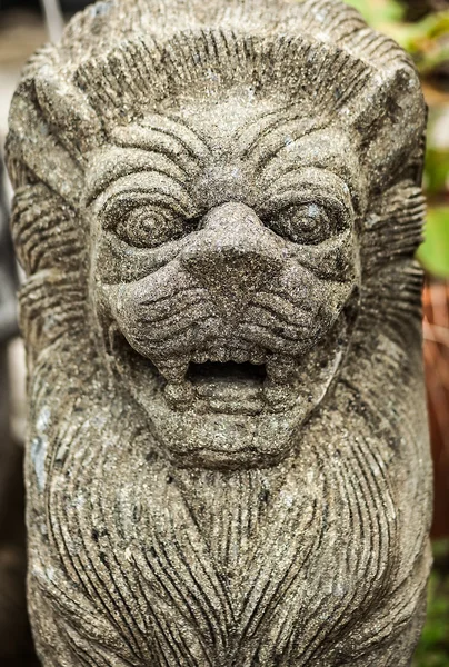 Παραδοσιακή πέτρα ασιατικές άγαλμα. — Φωτογραφία Αρχείου