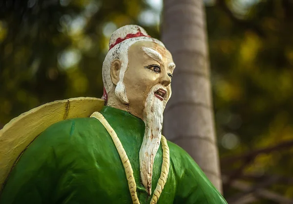 Traditionele steen Aziatische standbeeld. — Stockfoto