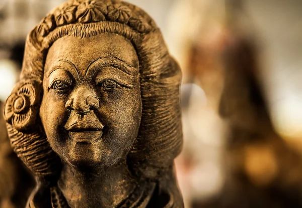 eski geleneksel heykelcik taş.